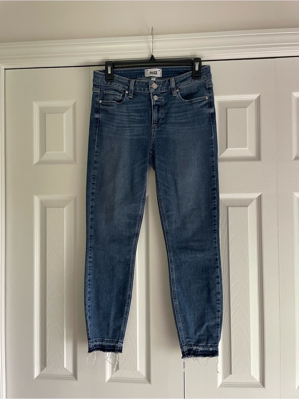 PAIGE Women's Mid-Rise Verdugo Crop Skinny Jeans in Medium Blue